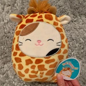 Squishmallows Cam the cat in giraffe costume 7.5”